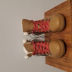 Time and Tru winter Lug boot